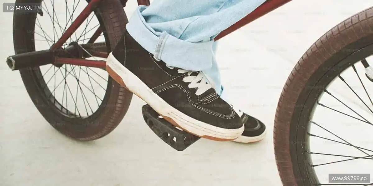 📱 随时随地，想看就看！体育直播平台，把赛场装进口袋！